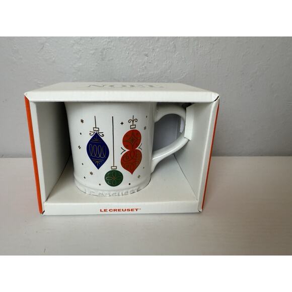 Le Creuset Stoneware Noel Christmas Collection Gold Ornament Mug 14oz NEW IN BOX - Picture 1 of 3